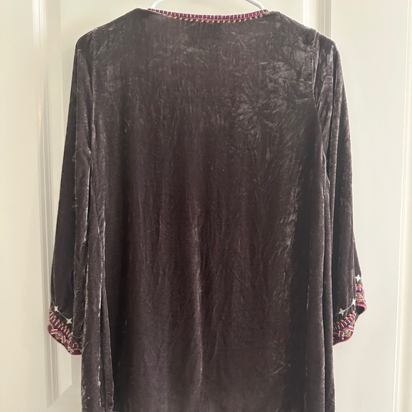 Johnny Was Valmere Embroidered Velvet Tunic Top Sz XS - Picture 4 of 12